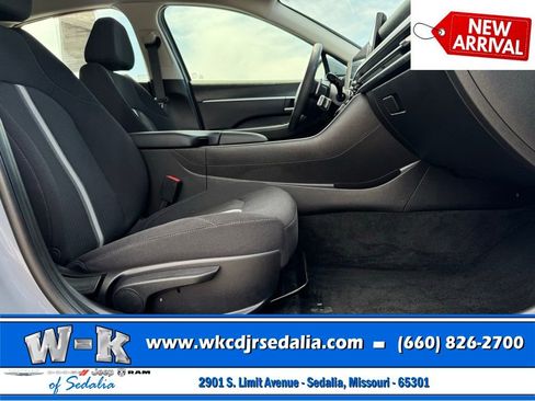 Used 2025 Hyundai Sonata SEL FWD image 21