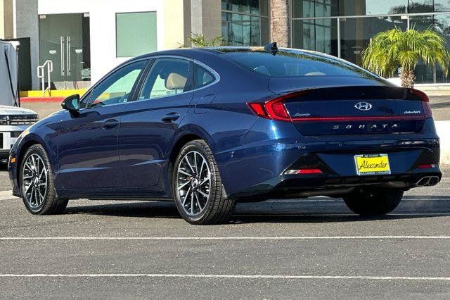 Certified 2021 Hyundai Sonata Limited w/ Cargo Package FWD image 6