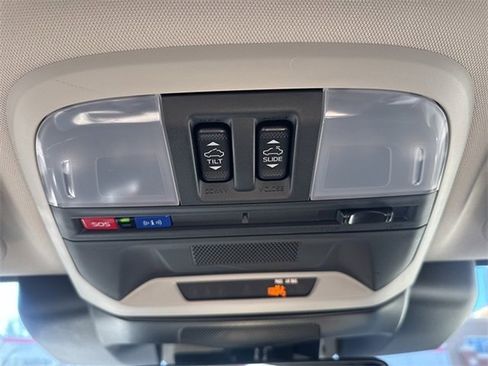 Used 2025 Subaru Crosstrek 2.5i Limited w/ Popular Package #4A image 14