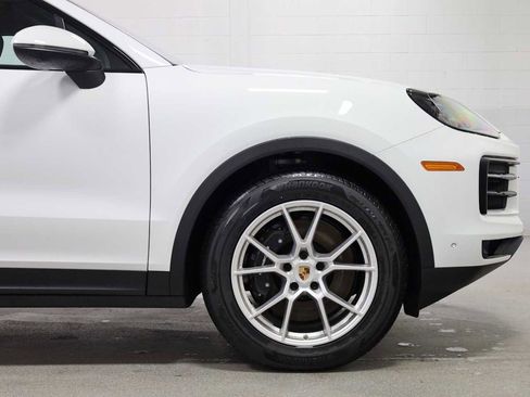 New 2026 Porsche Cayenne Coupe AWD/4WD image 11