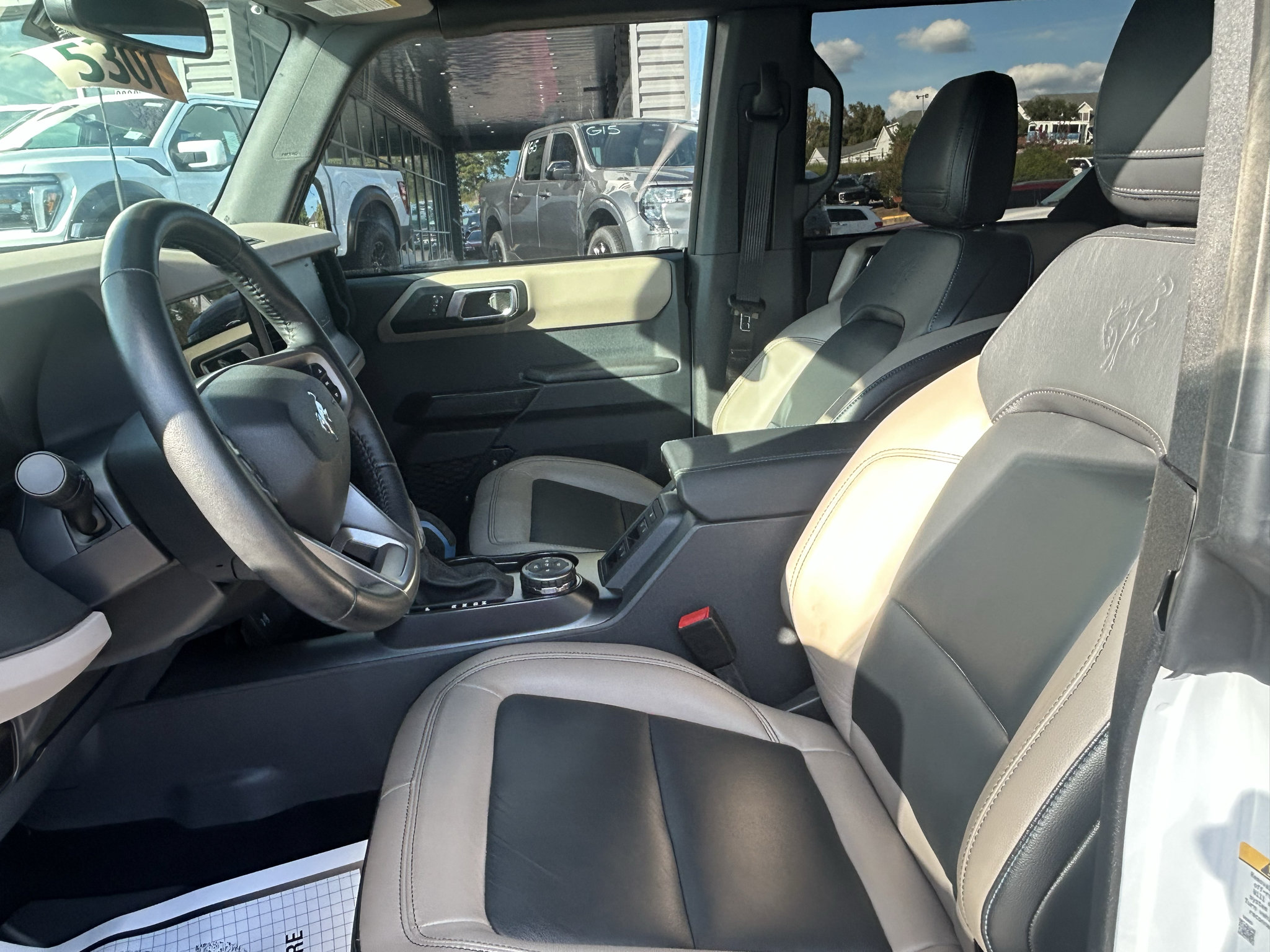 Used 2024 Ford Bronco Wildtrak AWD/4WD image 17