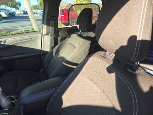 Used 2023 Ford Escape Active image 10