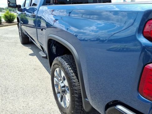 New 2026 Chevrolet Silverado 2500 Custom w/ Custom Value Package AWD/4WD image 16