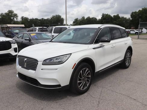 Used 2022 Lincoln Corsair FWD image 3