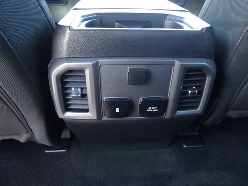 Used 2019 Ford F150 XLT w/ Equipment Group 302A Luxury RWD image 23