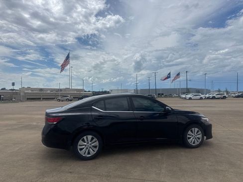 Certified 2024 Nissan Sentra S FWD image 23