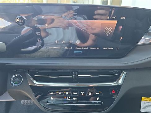 New 2026 Buick Envista Avenir image 19