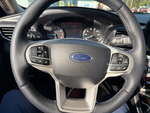Used 2024 Ford Explorer XLT w/ Equipment Group 202A image 17