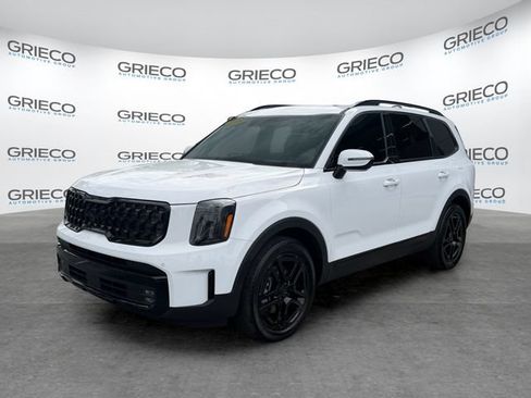 Used 2025 Kia Telluride SX Prestige X-Line AWD/4WD image 3