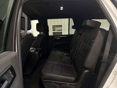 Used 2025 Chevrolet Tahoe LT AWD/4WD image 20