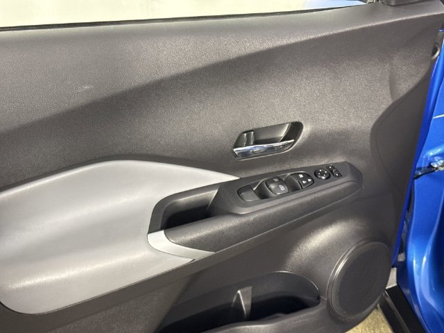 Used 2024 Nissan Kicks SR w/ SR Premium Package FWD image 20
