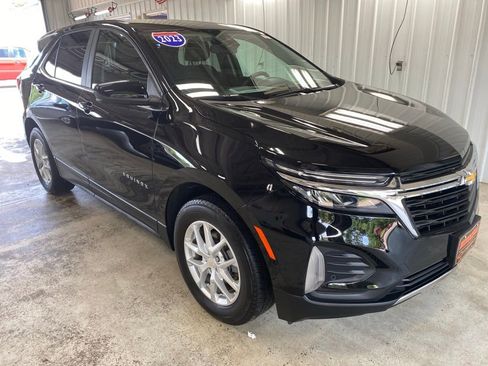 Used 2023 Chevrolet Equinox LT AWD/4WD image 2