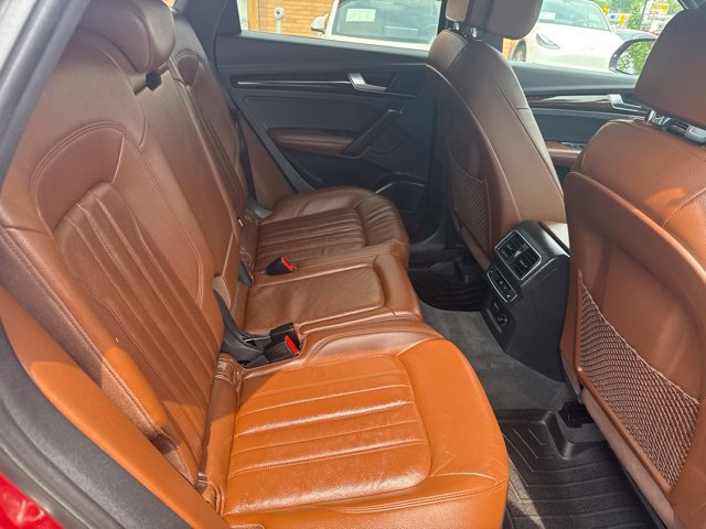 Used 2019 Audi Q5 Prestige w/ Premium Plus Package AWD/4WD image 20