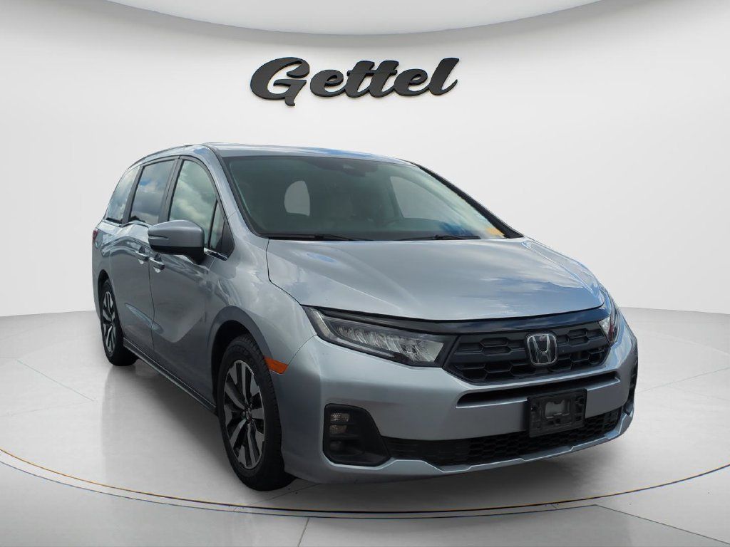 Used 2025 Honda Odyssey EX-L image 13