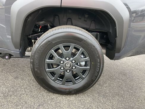 Certified 2026 Toyota 4Runner SR5 image 19