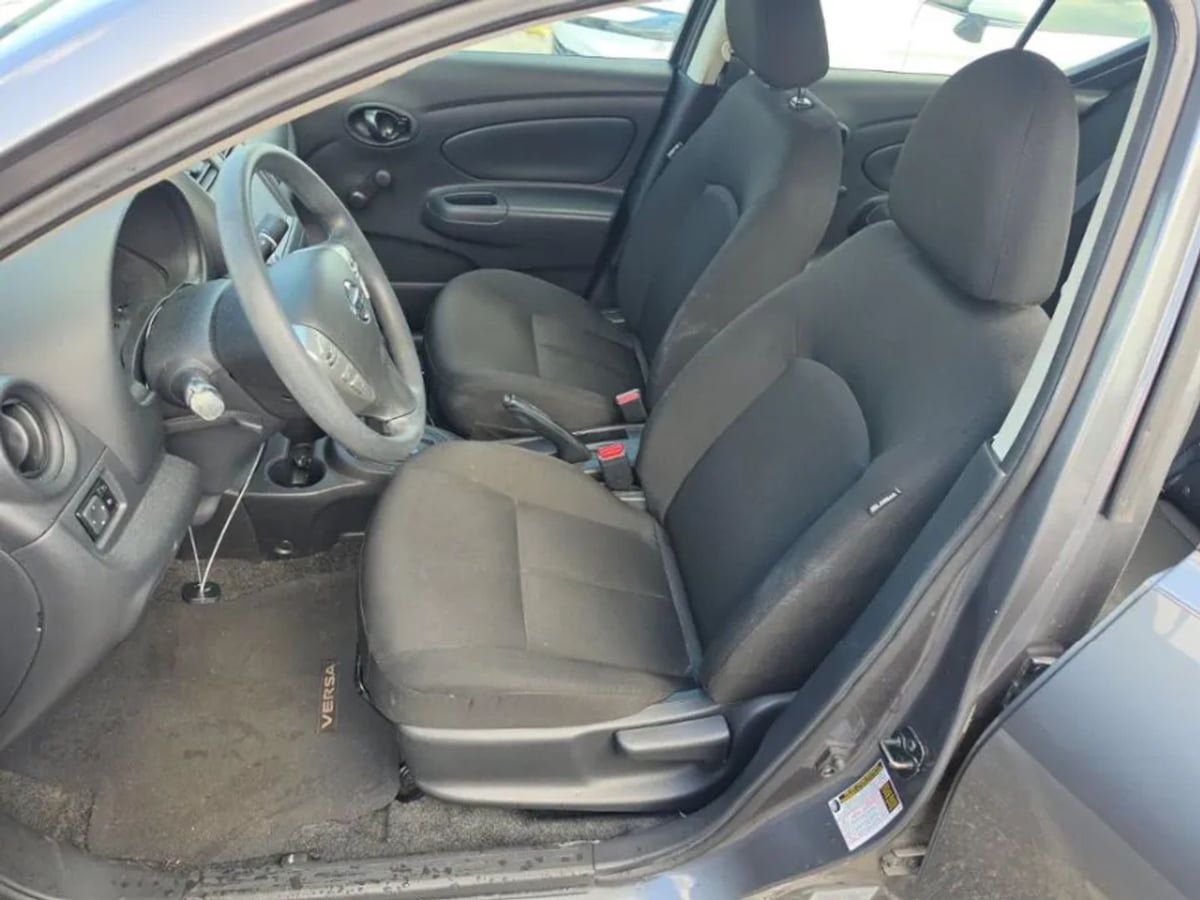 Used 2019 Nissan Versa S Plus FWD image 6