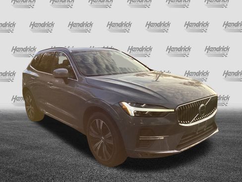 Certified 2022 Volvo XC60 B5 Inscription w/ Climate Package image 2