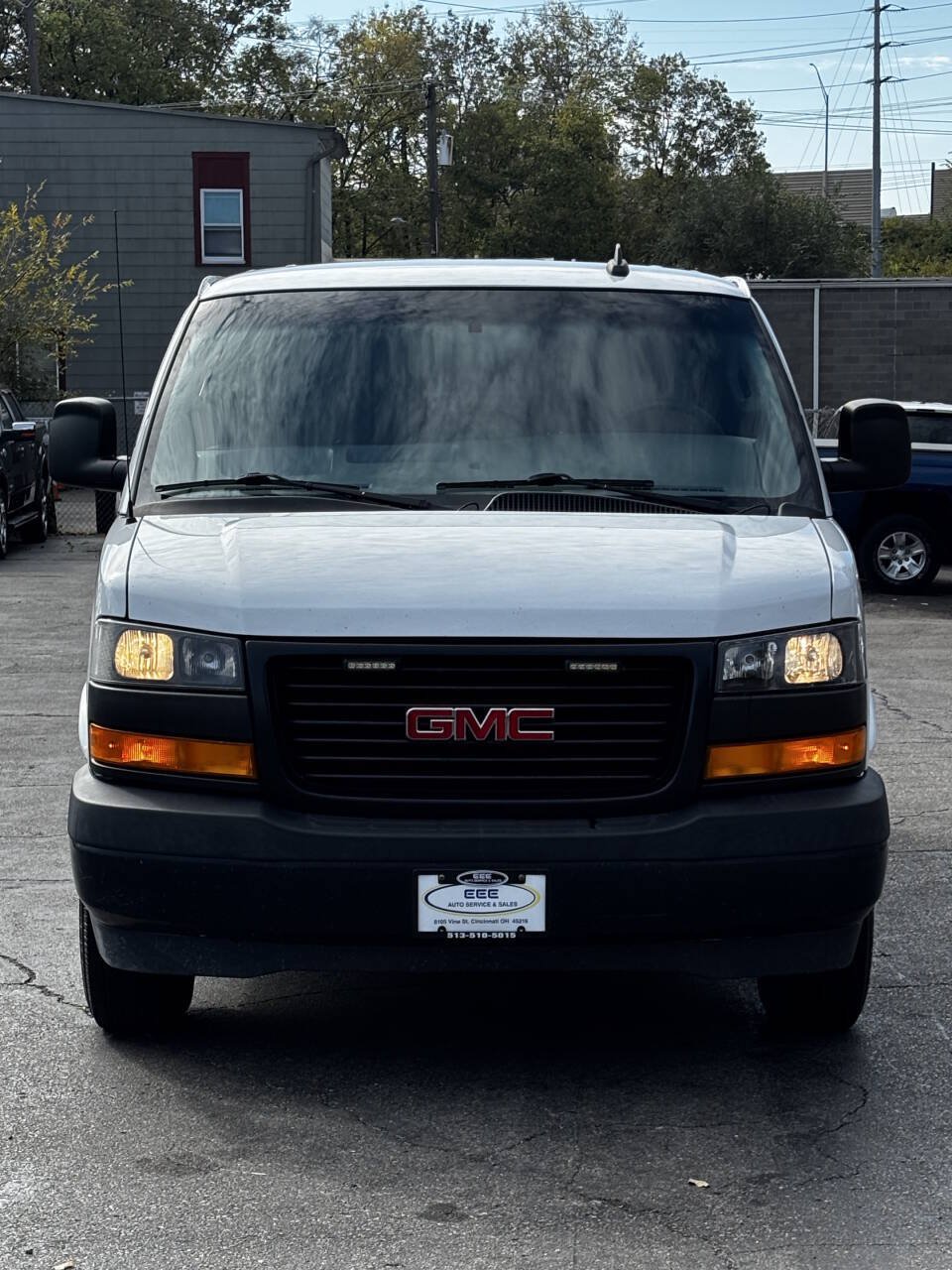 Used 2018 GMC Savana 2500 w/ Driver Convenience Package RWD image 3