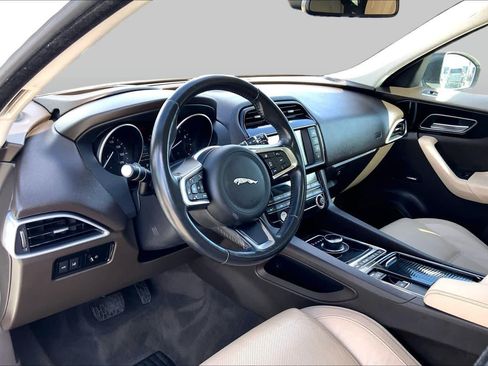 Used 2018 Jaguar F-PACE Prestige AWD/4WD image 18