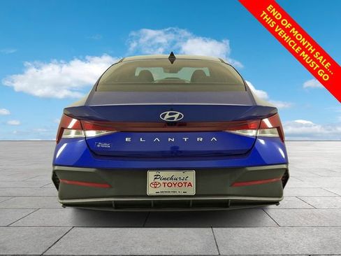 Used 2024 Hyundai Elantra SEL FWD image 6