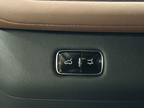Used 2026 Lincoln Navigator L Reserve AWD/4WD image 20