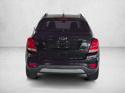 Used 2019 Chevrolet Trax LT w/ Redline Edition FWD image 6