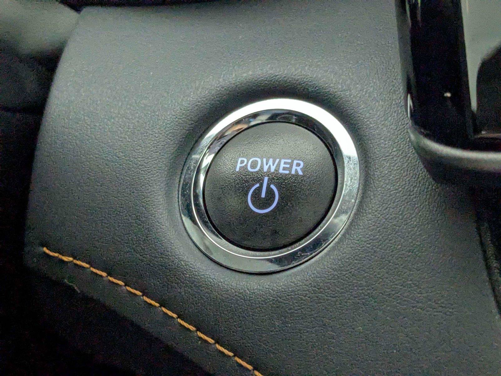Used 2023 Toyota Highlander Bronze Edition FWD image 28