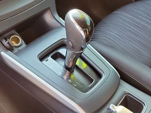 Used 2017 Nissan Sentra SV image 29