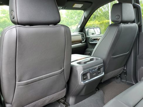 Certified 2025 Chevrolet Silverado 1500 High Country AWD/4WD image 33