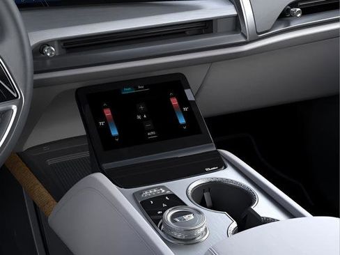 New 2026 Cadillac Vistiq Luxury AWD/4WD image 23