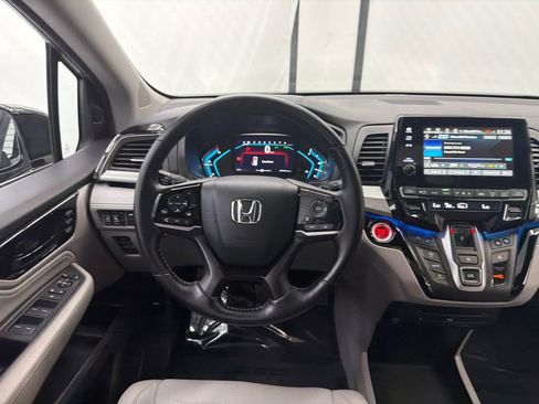 Used 2018 Honda Odyssey Elite image 25