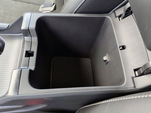 New 2025 Jeep Grand Cherokee L Altitude image 36