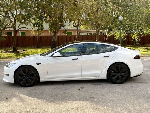 Used 2023 Tesla Model S Base image 4