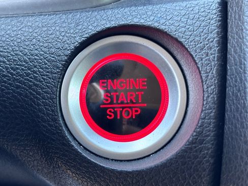 Certified 2019 Honda Civic Touring image 33