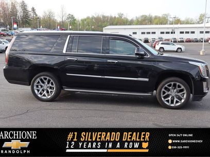 Used 2016 Cadillac Escalade ESV Luxury
