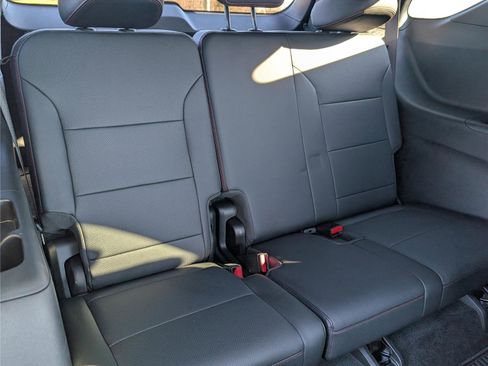 Used 2024 Chevrolet Traverse RS w/ LPO, Floor Liner Package image 13