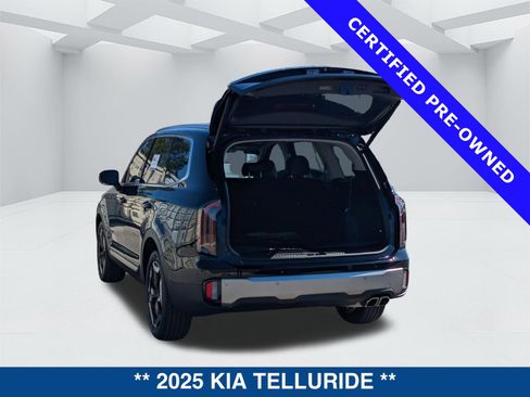 Used 2025 Kia Telluride EX image 13