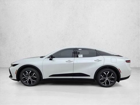 New 2026 Toyota Crown XLE image 5
