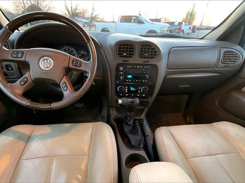 Used 2007 Buick Rainier CXL image 14