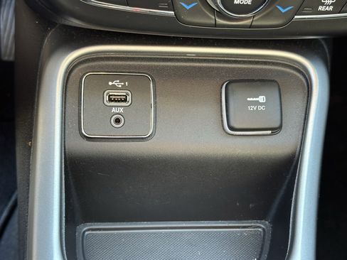 Used 2020 Jeep Compass Latitude image 26