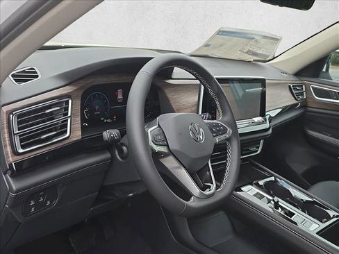 New 2026 Volkswagen Atlas SEL AWD/4WD image 8