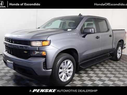 Used 2020 Chevrolet Silverado 1500 Custom w/ Custom Value Package image 1