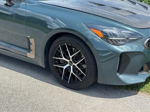 Used 2022 Kia Stinger GT-Line w/ Sun & Sound Package AWD/4WD image 11