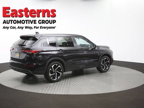 Used 2024 Mitsubishi Outlander SE AWD/4WD image 41