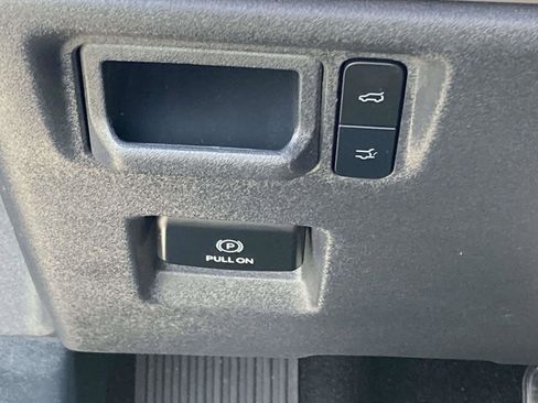 Used 2025 Ford Expedition Active RWD image 31