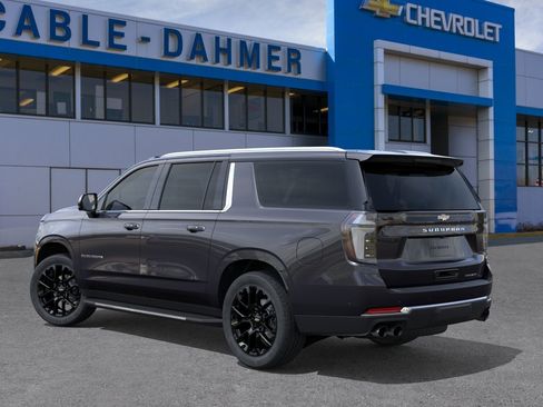 New 2026 Chevrolet Suburban Premier w/ Sun And Tow Package AWD/4WD image 33