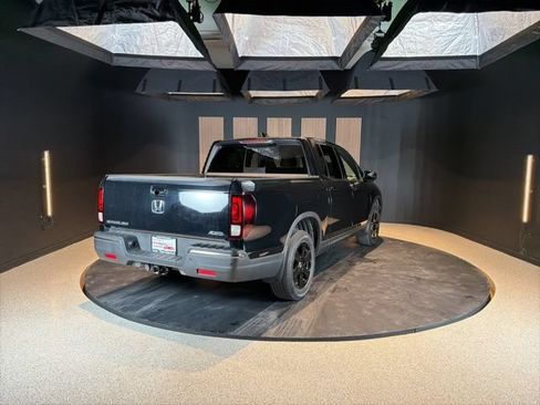 Used 2020 Honda Ridgeline Black Edition image 5