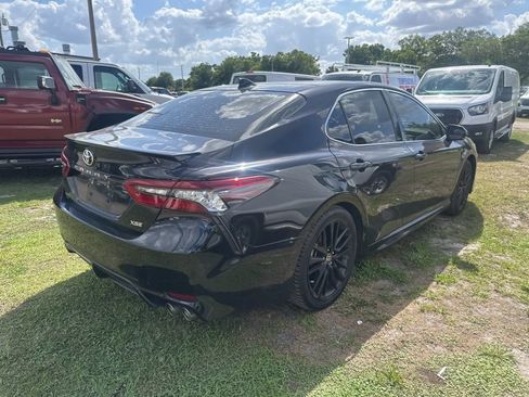 Used 2022 Toyota Camry XSE w/ Navigation Package image 3