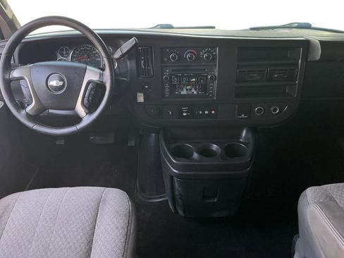 Used 2017 Chevrolet Express 3500 LT w/ LT Preferred Equipment Group RWD image 11