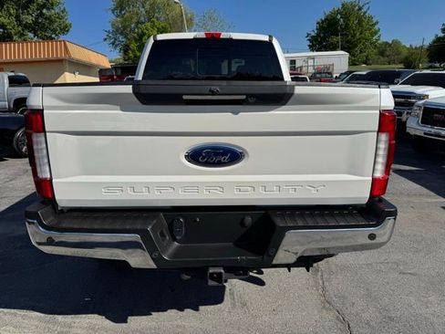 Used 2017 Ford F250 Lariat w/ Lariat Ultimate Package AWD/4WD image 3
